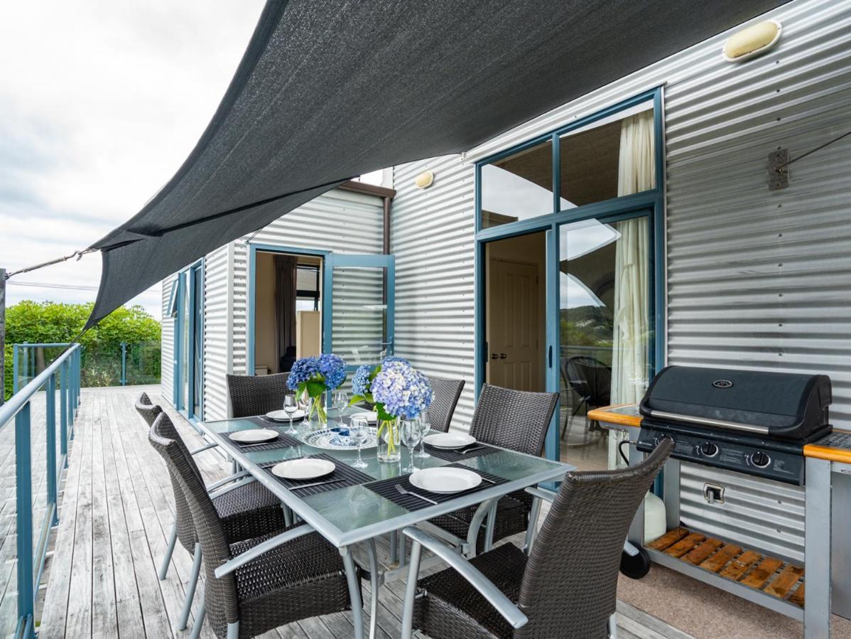Oceans 8 - Mangawhai Heads Holiday Home Eksteriør bilde