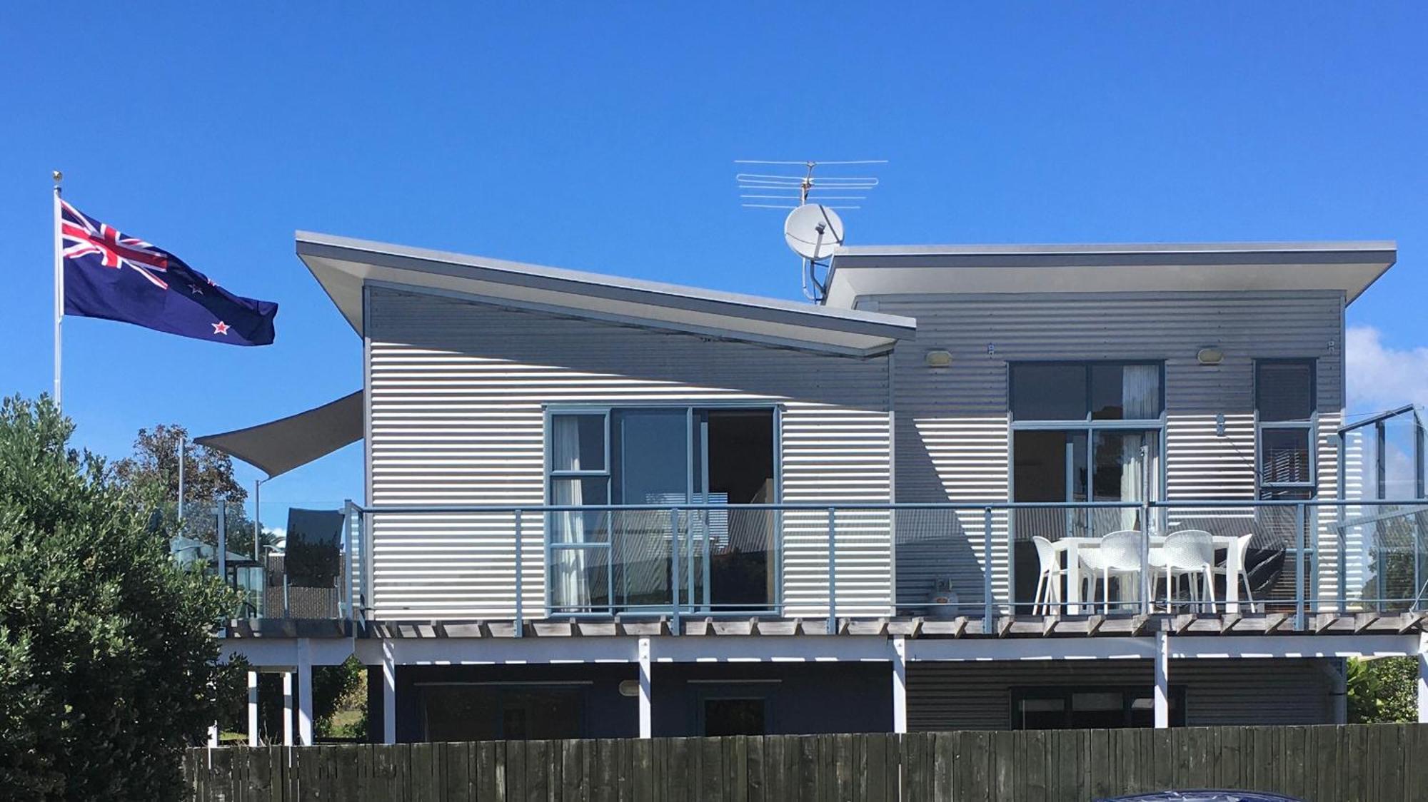 Oceans 8 - Mangawhai Heads Holiday Home Eksteriør bilde